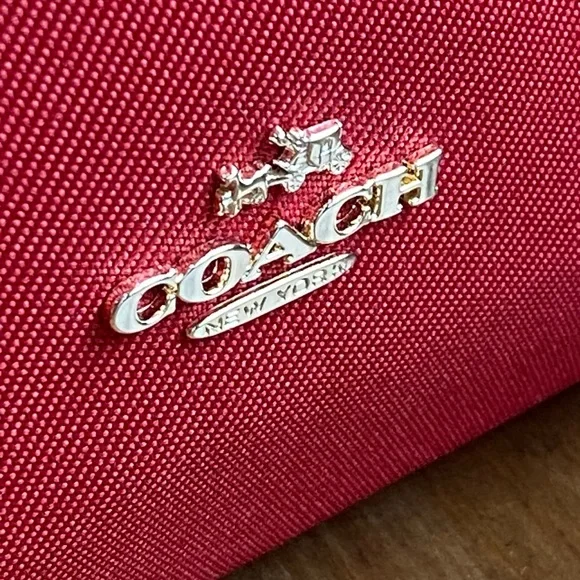 Coach NWT Sawyer Canvas Large Tote Bag Classic Red Turnlock - Picture 7 of 17